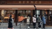 Hermes Geser LVMH sebagai Perusahaan Barang Mewah Terkaya di Eropa