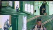 Aksi Pencuri Kotak Amal Terekam Jelas CCTV Masjid di Makassar