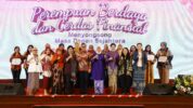 OJK, BI, dan KP2MI Gelar Edukasi Keuangan bagi 1.000 Perempuan Pekerja Migran di Hari Kartini