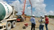 Kalla Beton Pasok Material untuk Jalan Strategis di Kawasan Inti IKN
